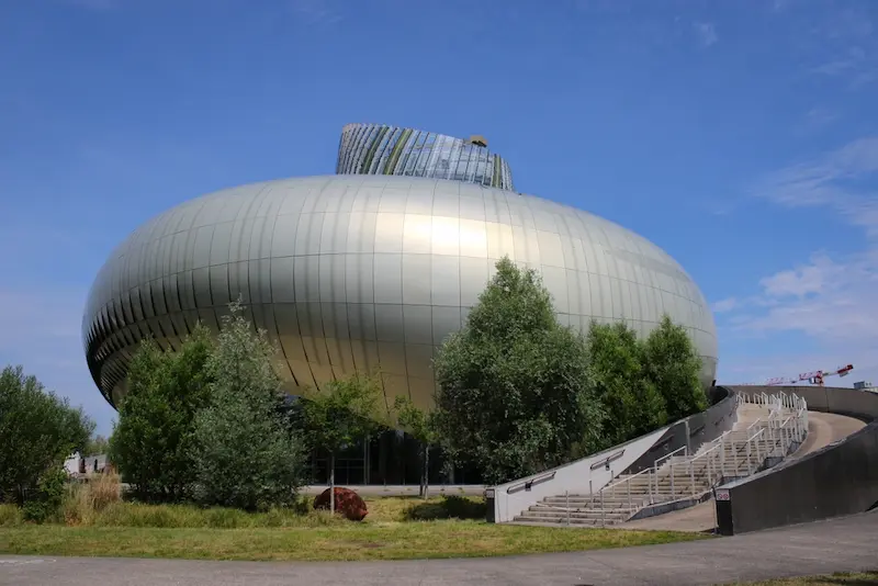 La Cité du Vin à Bordeaux : 2,5 millions de visiteurs et toujours plus de satisfaction