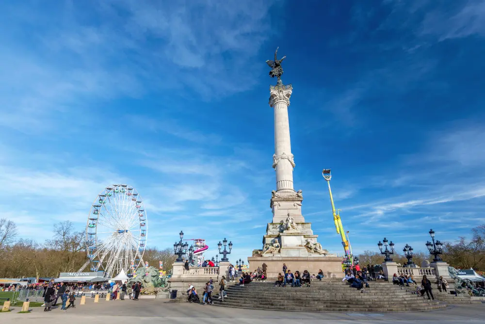 incident-a-bordeaux-un-incendie-a-la-foire-des-quinconces